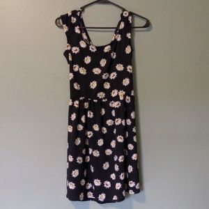 🌻3/$12 Flower Dress